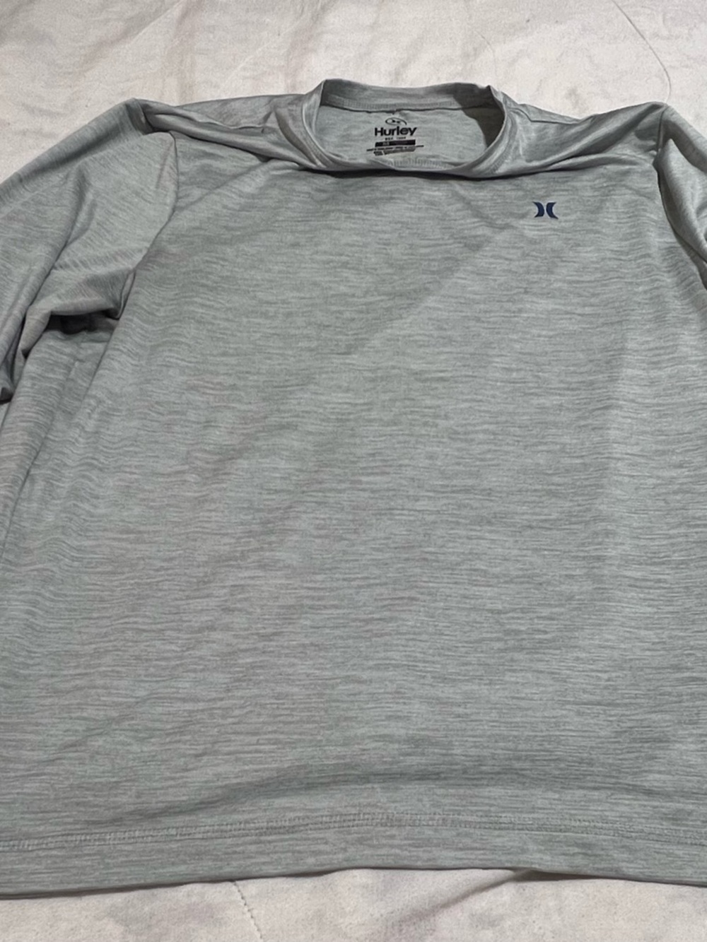 Hurley Men’s Light Gray Long-Sleeve Performance Tee